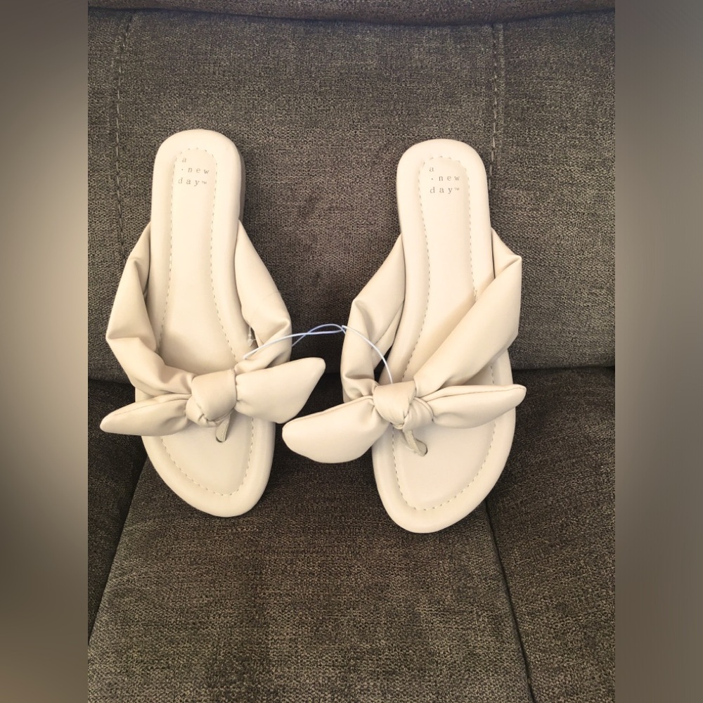 Beige Bow Slide Sandals
